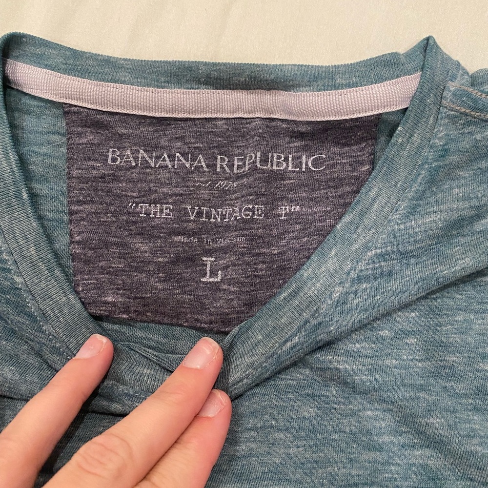 Tshirt - Picture 2 of 2